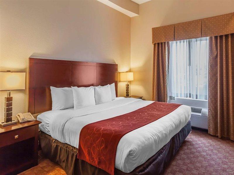 Comfort Suites Suffolk - Chesapeake Екстер'єр фото