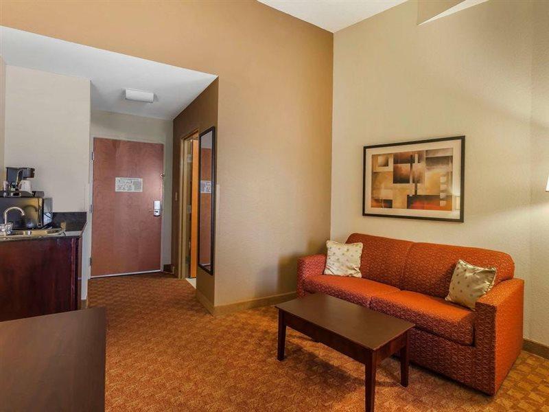Comfort Suites Suffolk - Chesapeake Екстер'єр фото