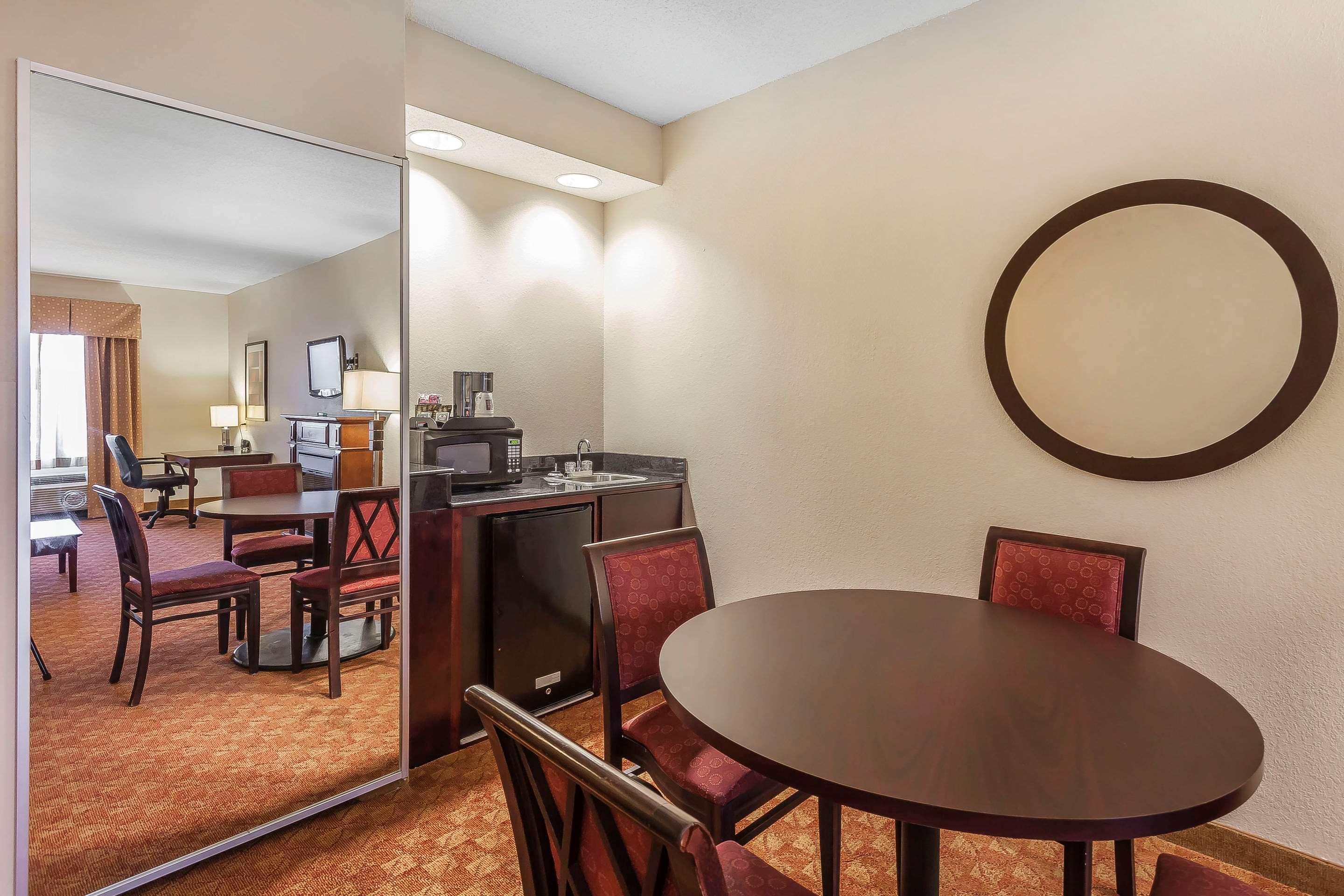 Comfort Suites Suffolk - Chesapeake Екстер'єр фото