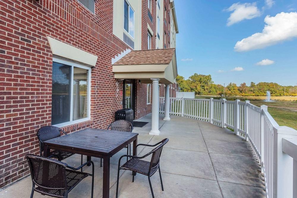 Comfort Suites Suffolk - Chesapeake Екстер'єр фото