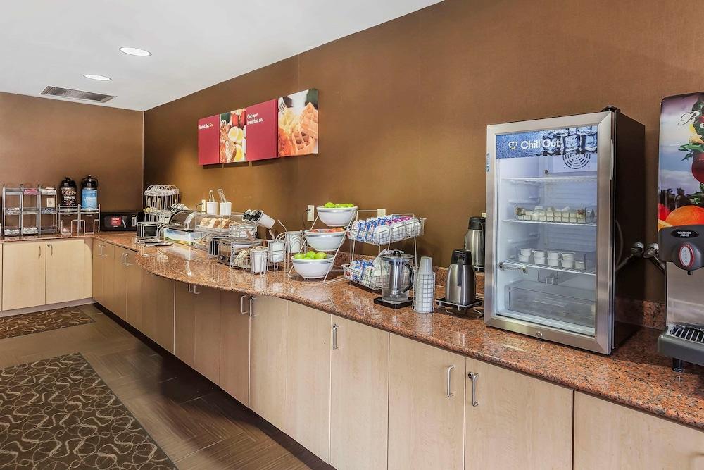 Comfort Suites Suffolk - Chesapeake Екстер'єр фото