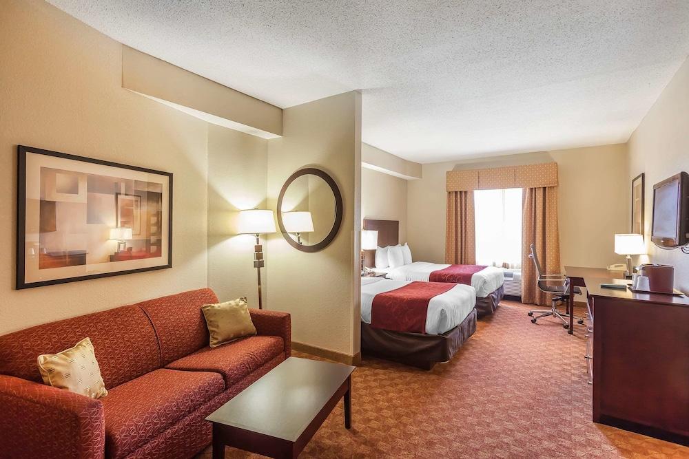 Comfort Suites Suffolk - Chesapeake Екстер'єр фото