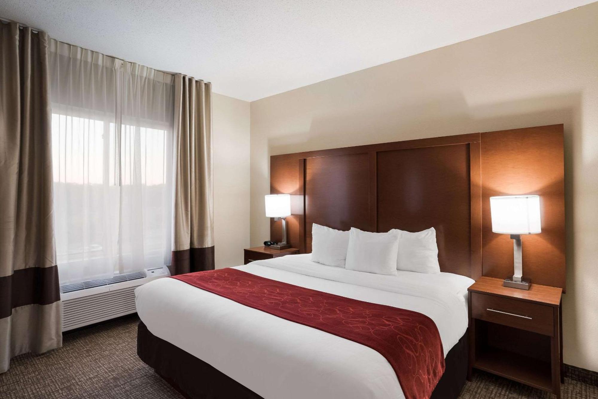 Comfort Suites Suffolk - Chesapeake Екстер'єр фото