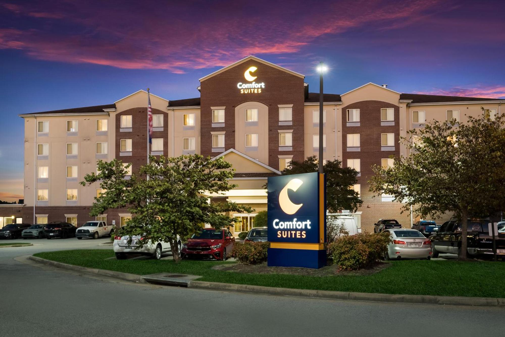 Comfort Suites Suffolk - Chesapeake Екстер'єр фото